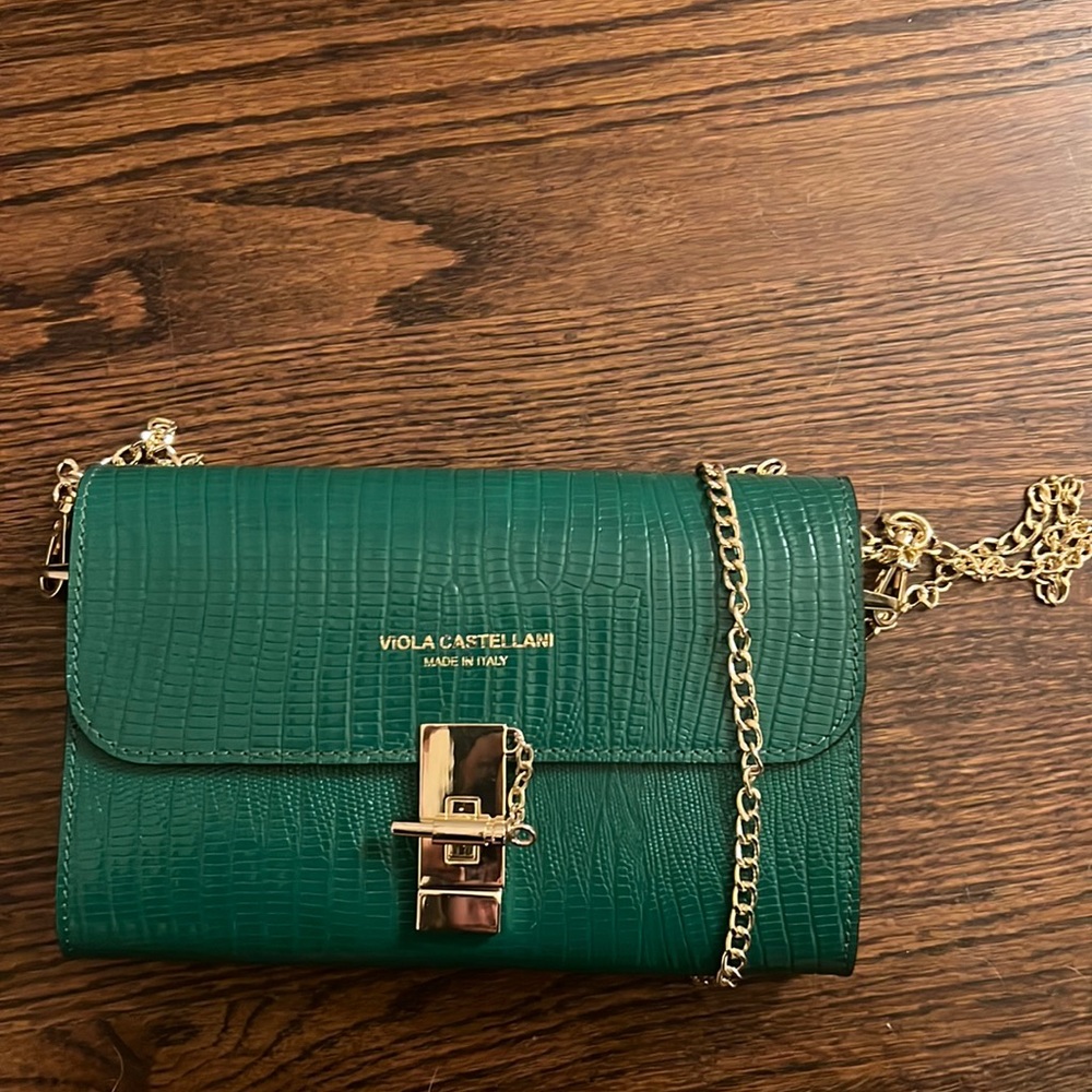 Genuine leather bag with removable chain